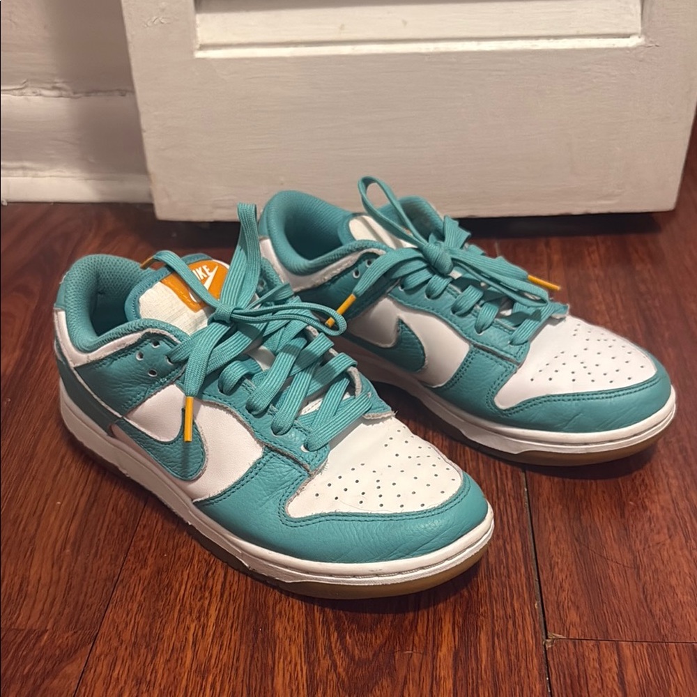 Nike Dunk Low  White washed Teal-Kumquat size W 7.5